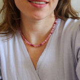 'Mabel' Kersenader Chalcedoon Ketting