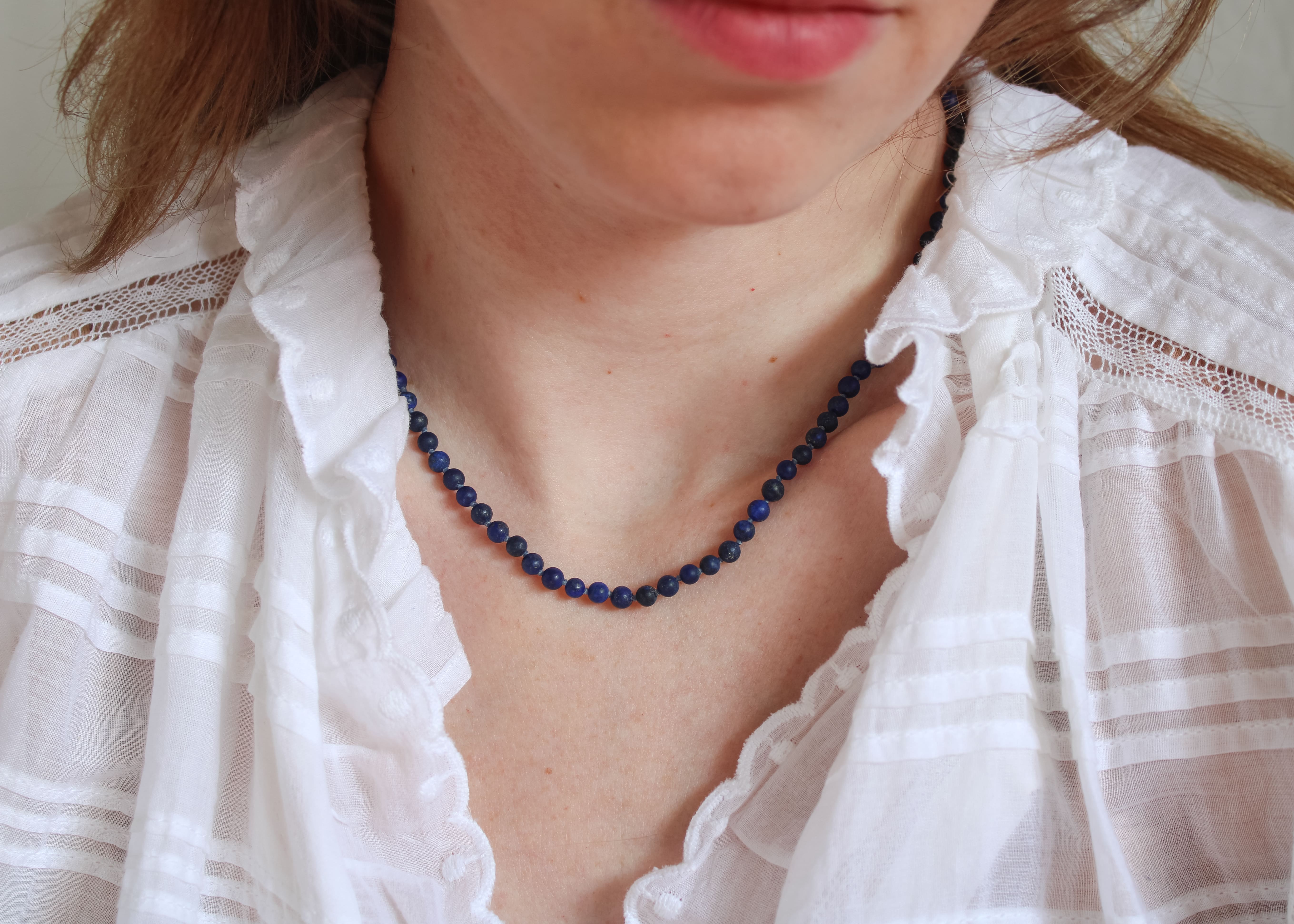 Matte lapis lazuli ketting 'Féline'