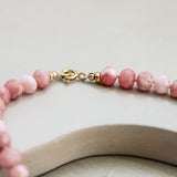 Roze opaal ketting 'Caro'