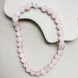 Rozenkwarts ketting 'Mona'