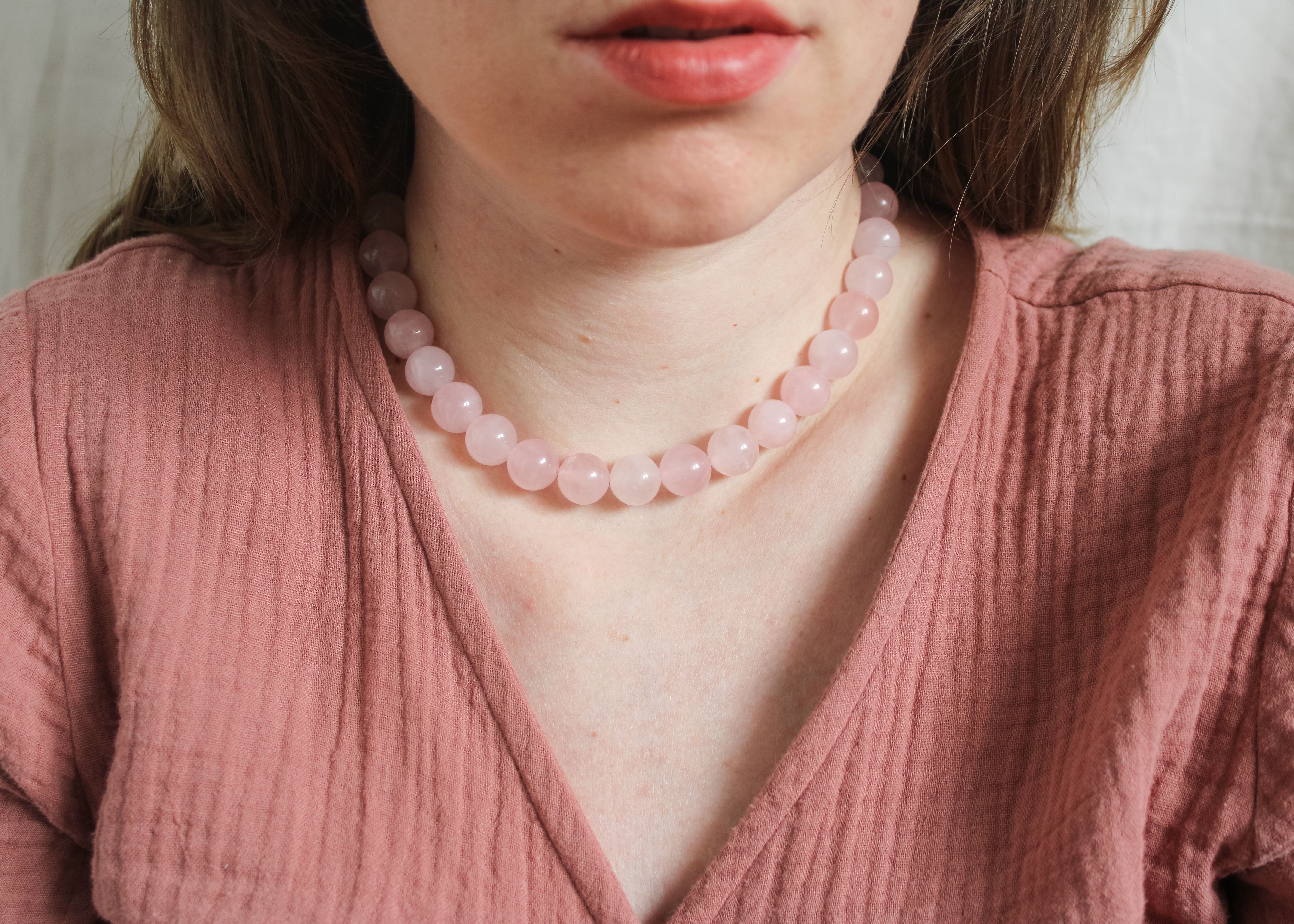 Rose quartz necklace 'Mona'
